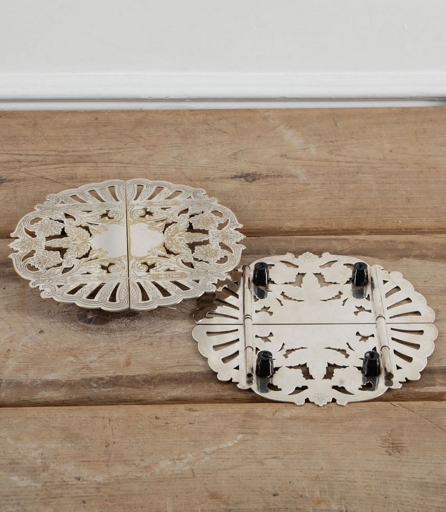 Pair of 20th Century American Silver Plated Expanding Trivet Stands DA5841539
