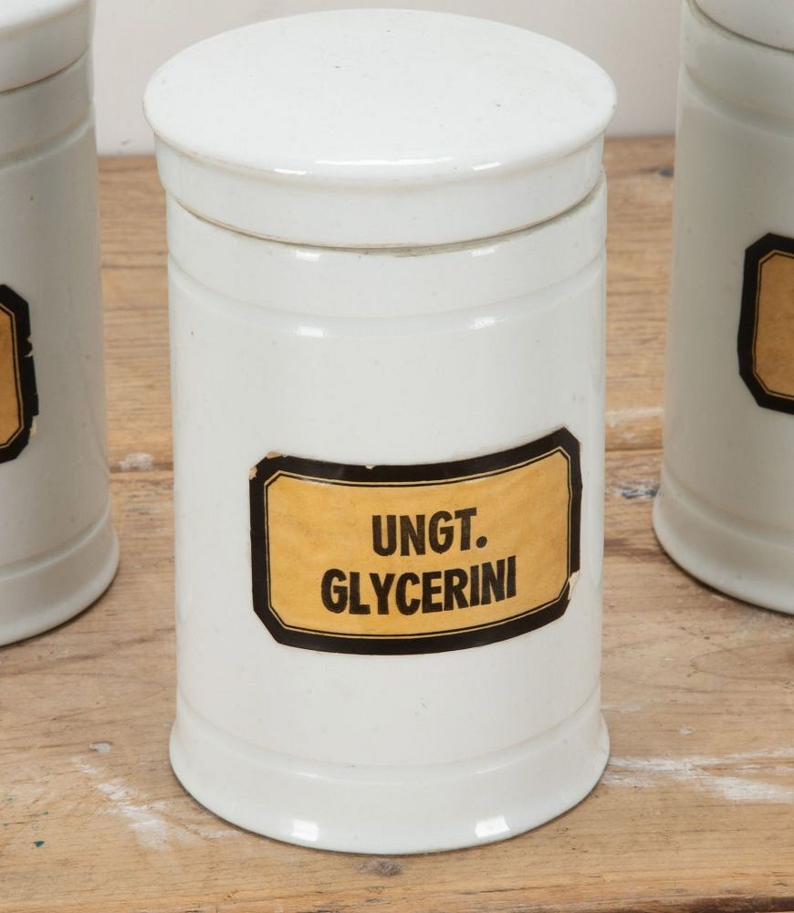 Set of Six 20th Century Porcelain Pharmacy Jars DA6057453
