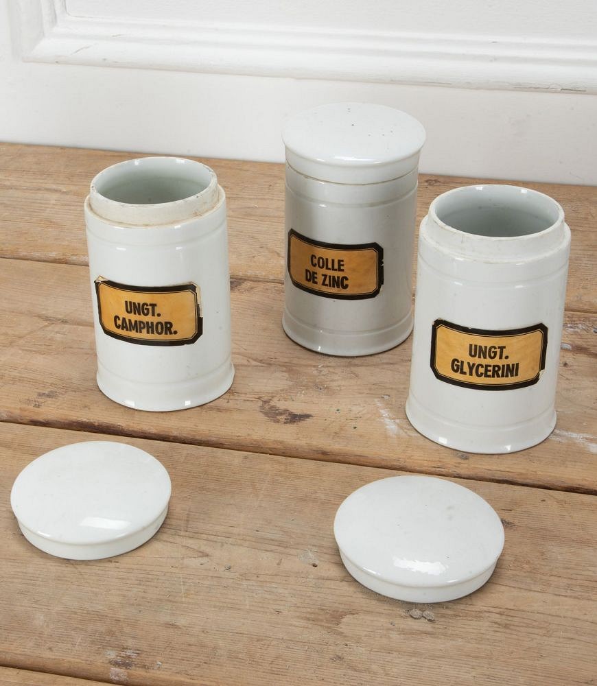 Set of Six 20th Century Porcelain Pharmacy Jars DA6057453