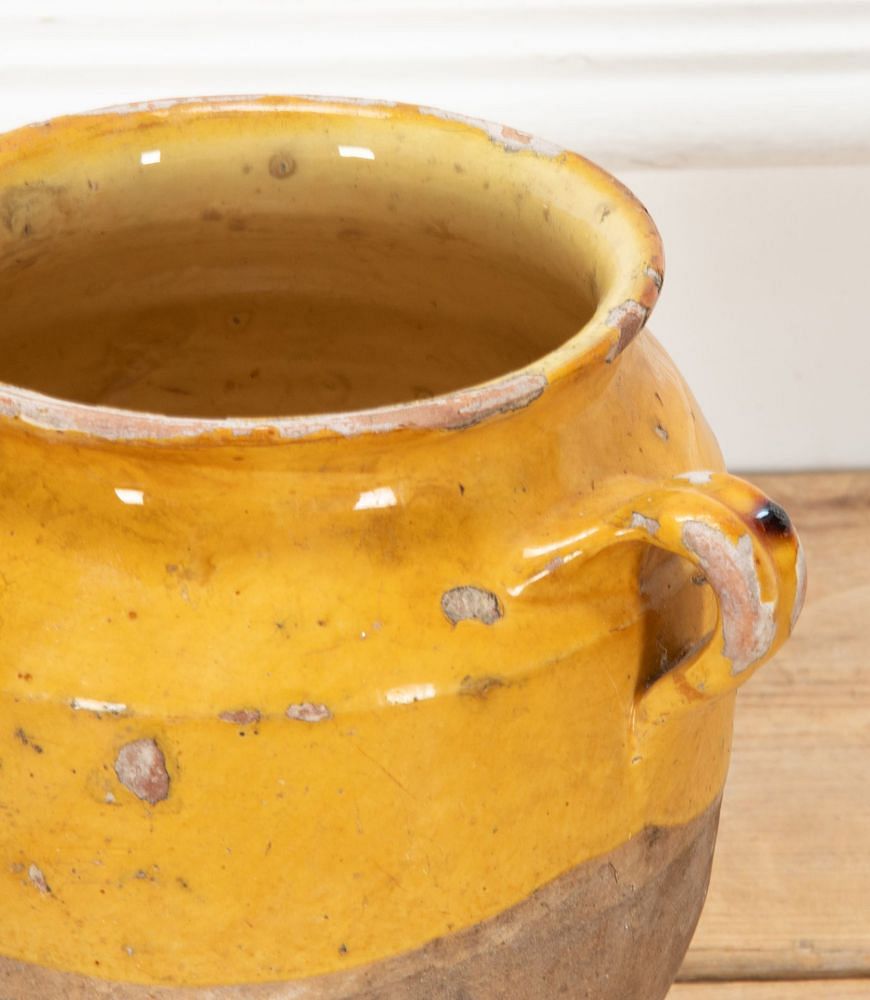19th Century French Confit Pot with Yellow Glaze DA7240380