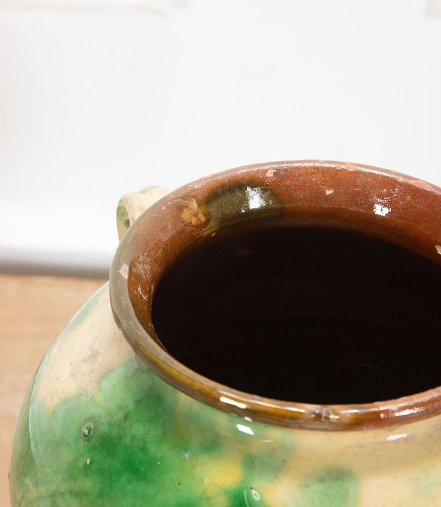 19th Century Spanish Green and Cream Glaze Vase DA7437647