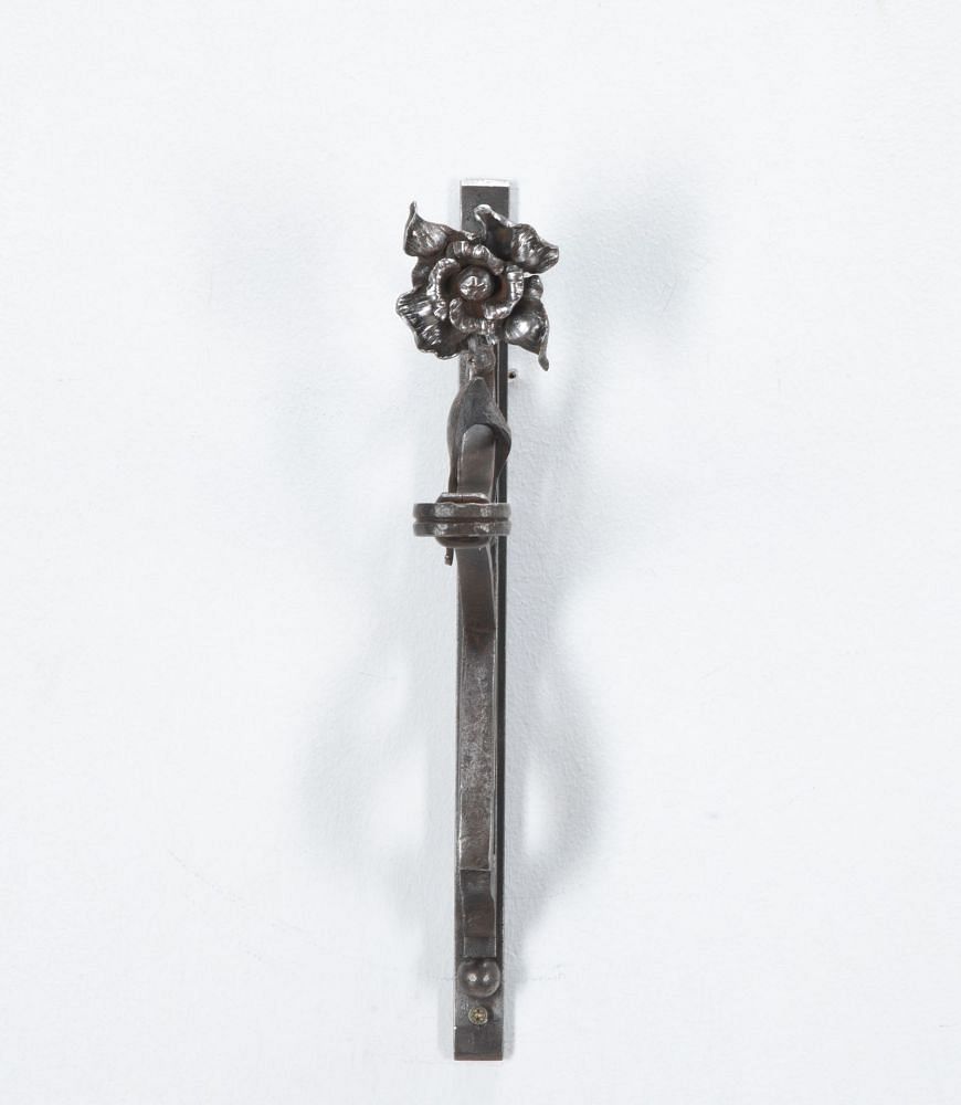 Pair Of Art Nouveau Iron Wall Brackets GA1535471