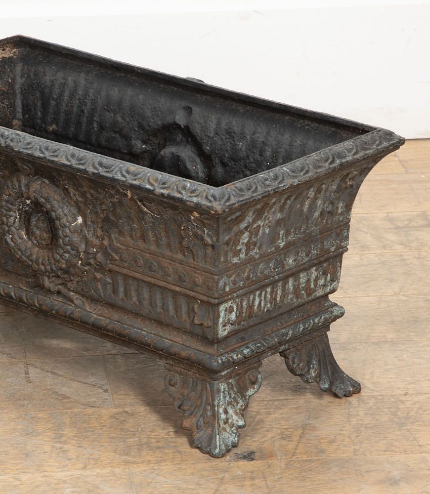 20th Century English Pair of Large Cast Iron Garden Planters GA8039764