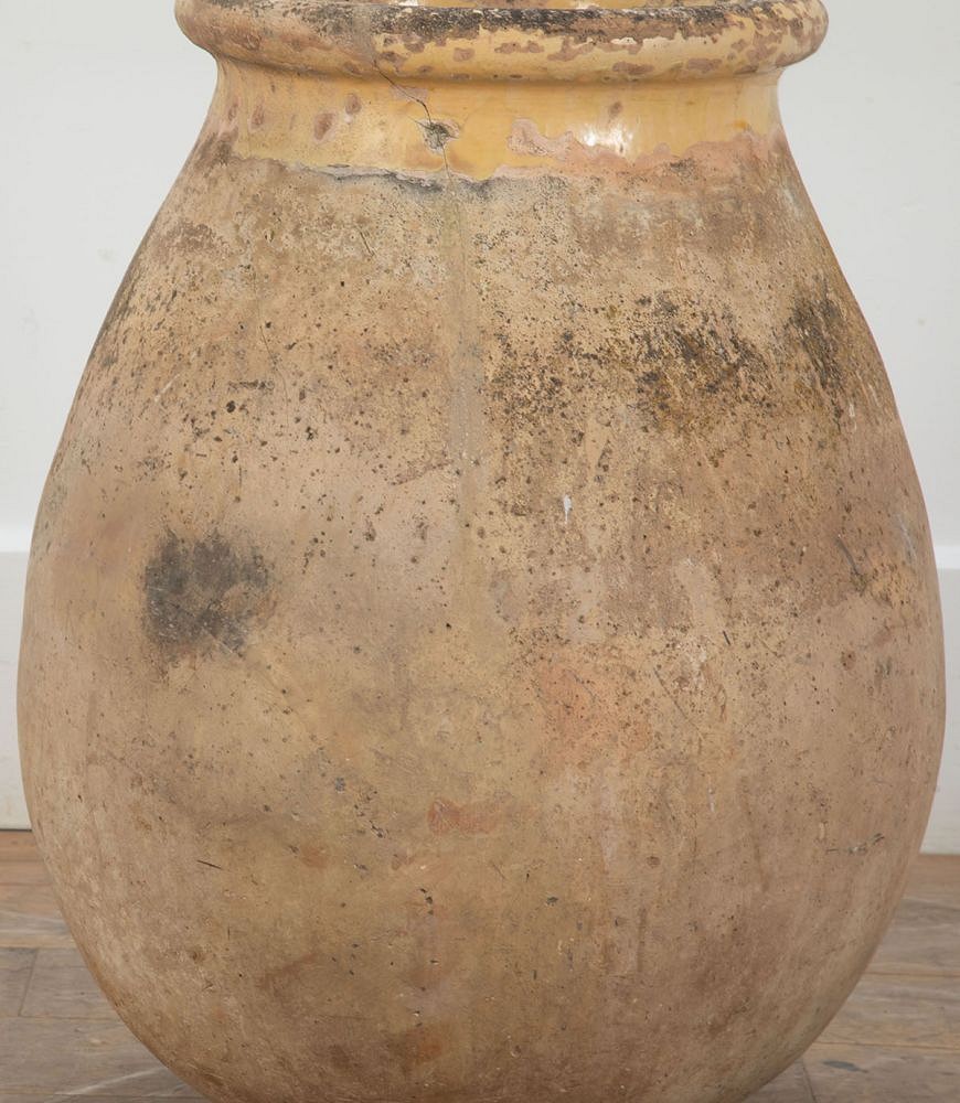 18th Century French Biot Pot GA8133020
