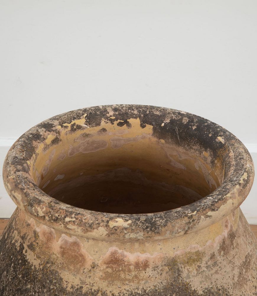 18th Century French Biot Pot GA8133020