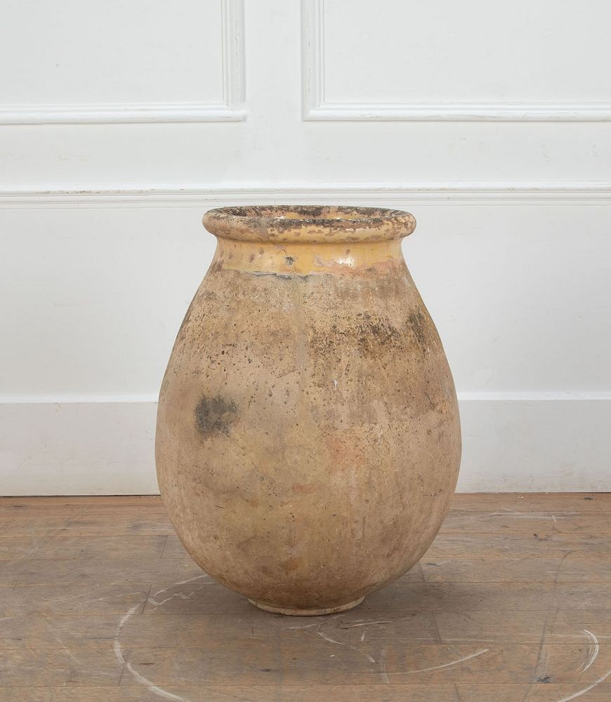 18th Century French Biot Pot GA8133020