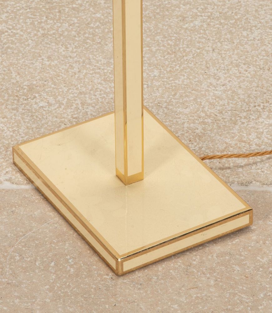 Mid-Century Italian Acrylic and Brass Floor Lamp LF1542092