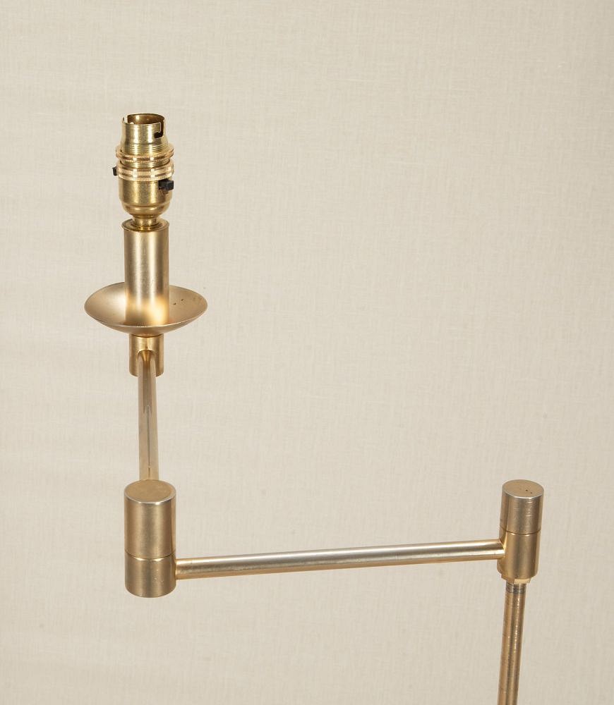 Mid-Century Italian Acrylic and Brass Floor Lamp LF1542092