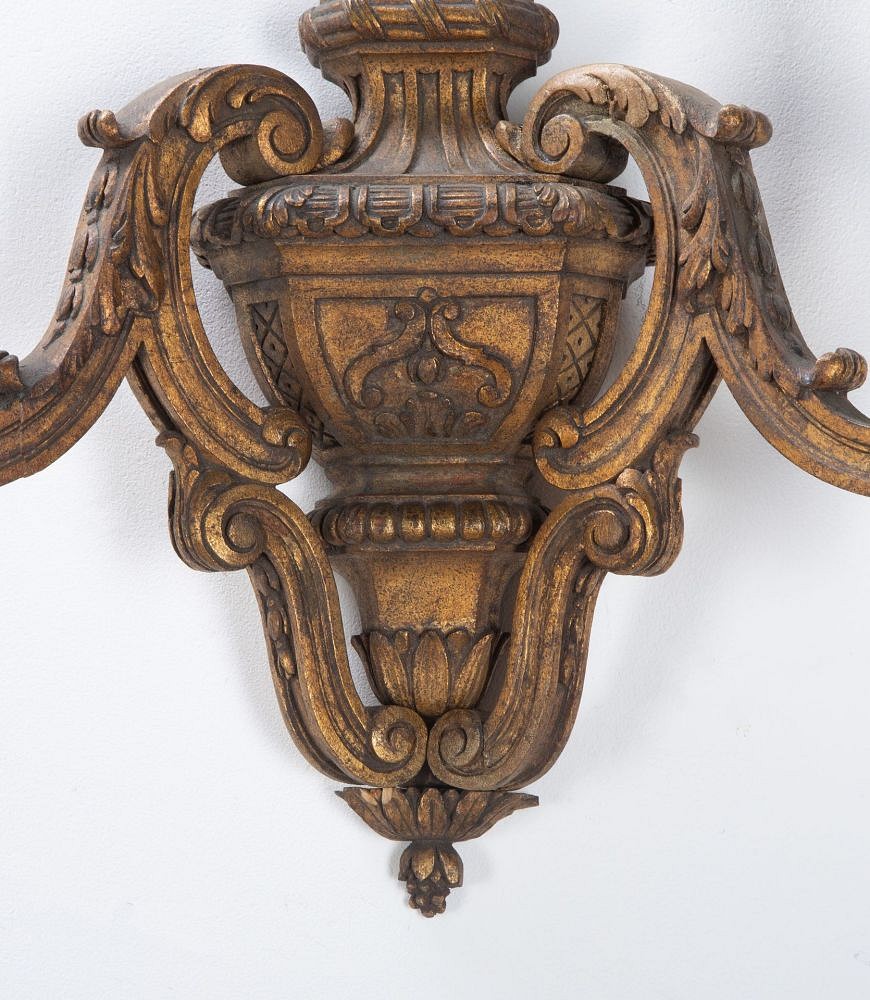 SALE: 19th Century Pair of Gilt Wood Wall Lights LW0334972