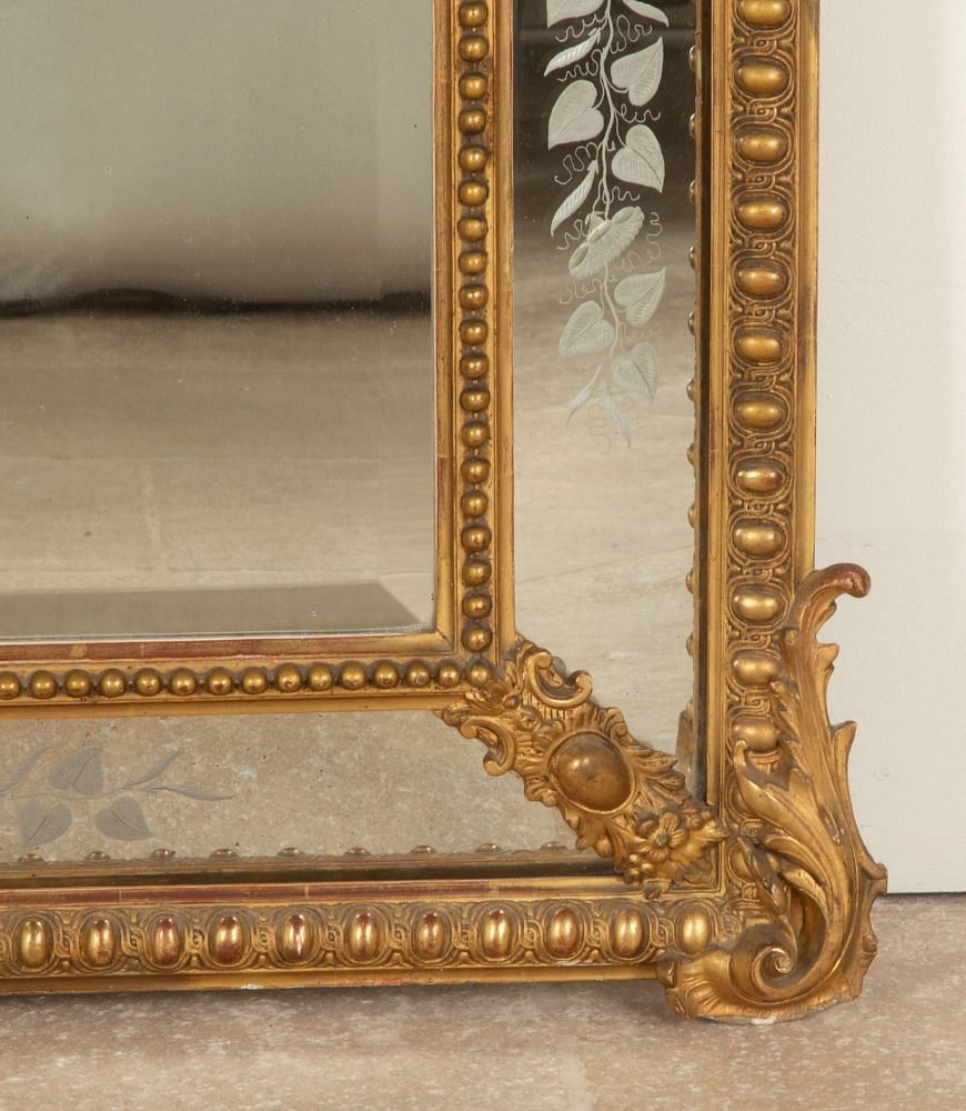 19th Century French Gilt Cushion Mirror MI5242970