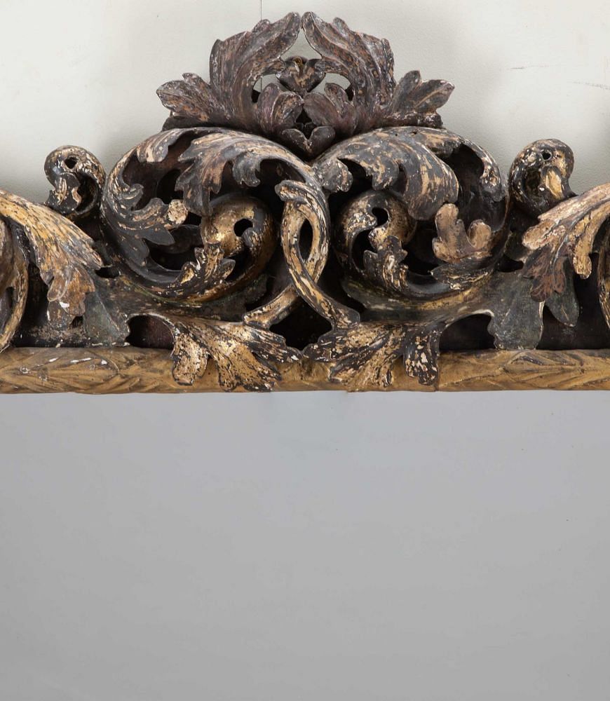 Late 17th Century Italian Baroque Carved Wood and Gilded Mirror MI6542549