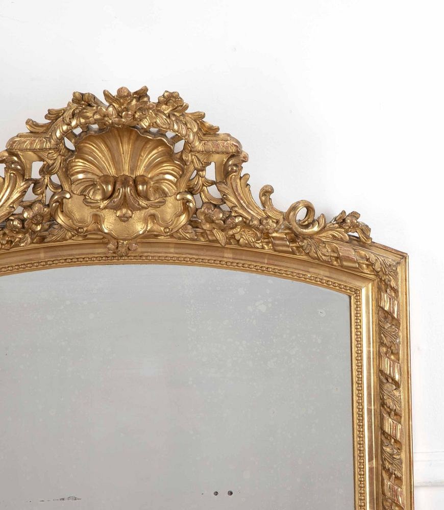 Late 19th Century French Gilded Wall Mirror with Shell Motif MI8540101