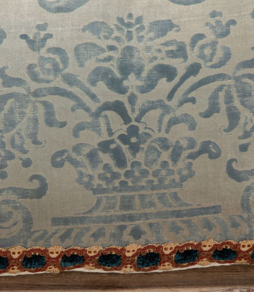 Large 20th Century Italian Fortuny Carnavalet Oblong Cushion RT1341882