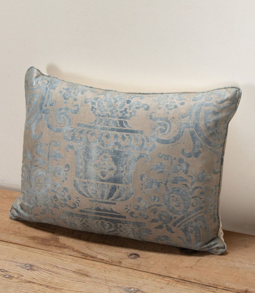 Large 20th Century Italian Fortuny Carnavalet Cushion RT1341891