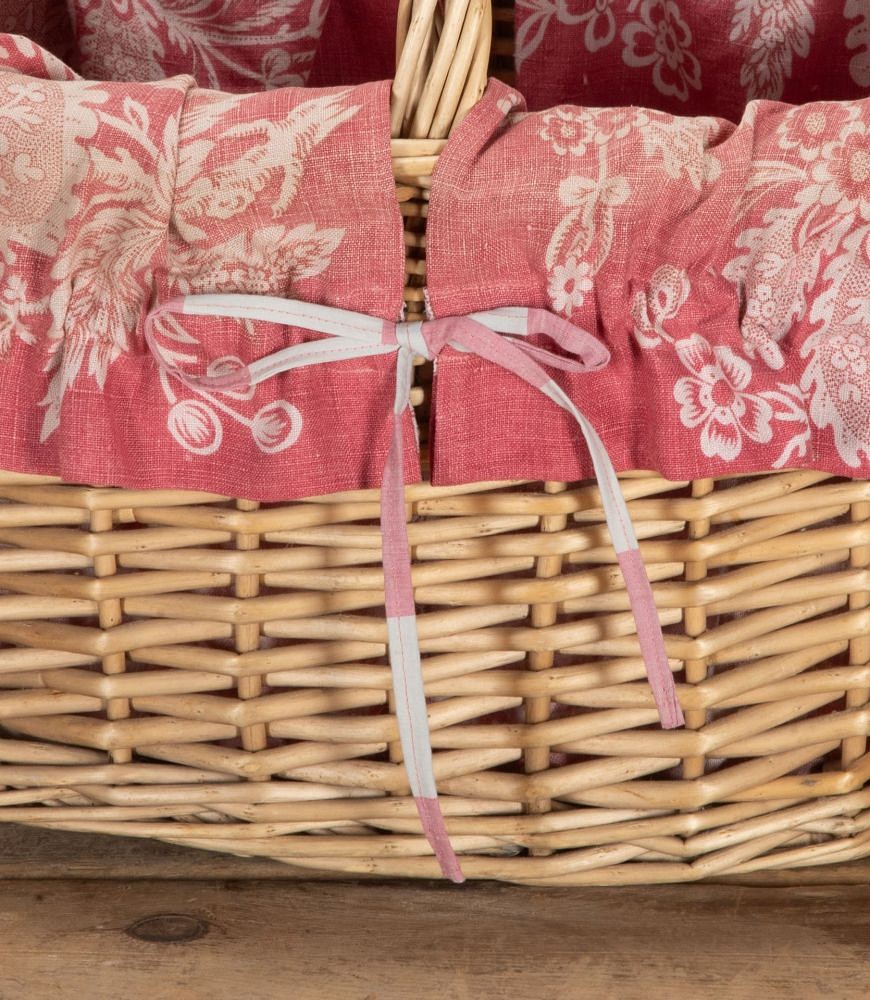 Large 19th Century Pink Fabric Lined Basket RT1342919