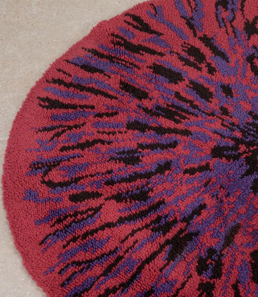 20th Century Italian Circular Carpet RT3042470