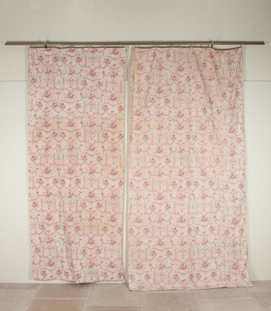Large Set of 19th Century French Roses & Birds Linen Cotton Curtains RT4242532