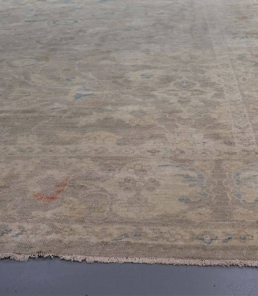 Contemporary Ziegler Sultanabad Carpet RT4937871
