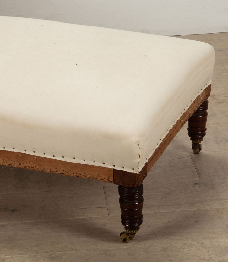 19th Century French Day Bed in Calico SB7241205