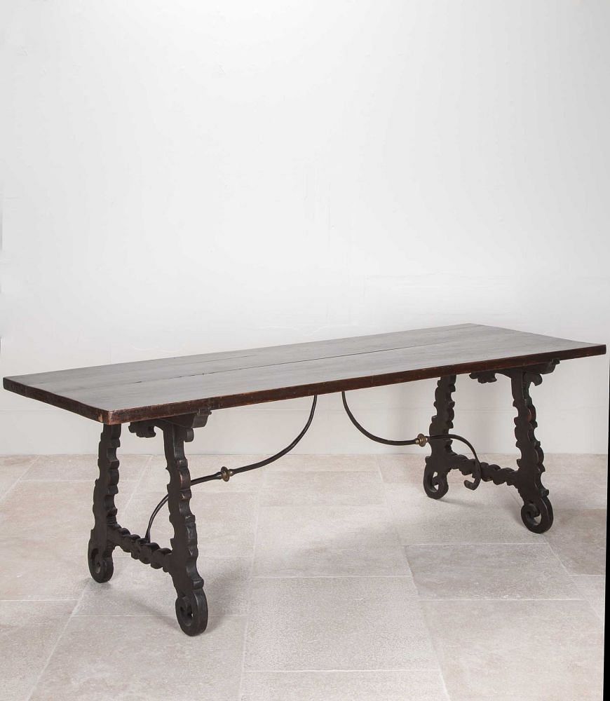 18th Century Northern Italian Walnut Table TA2841655