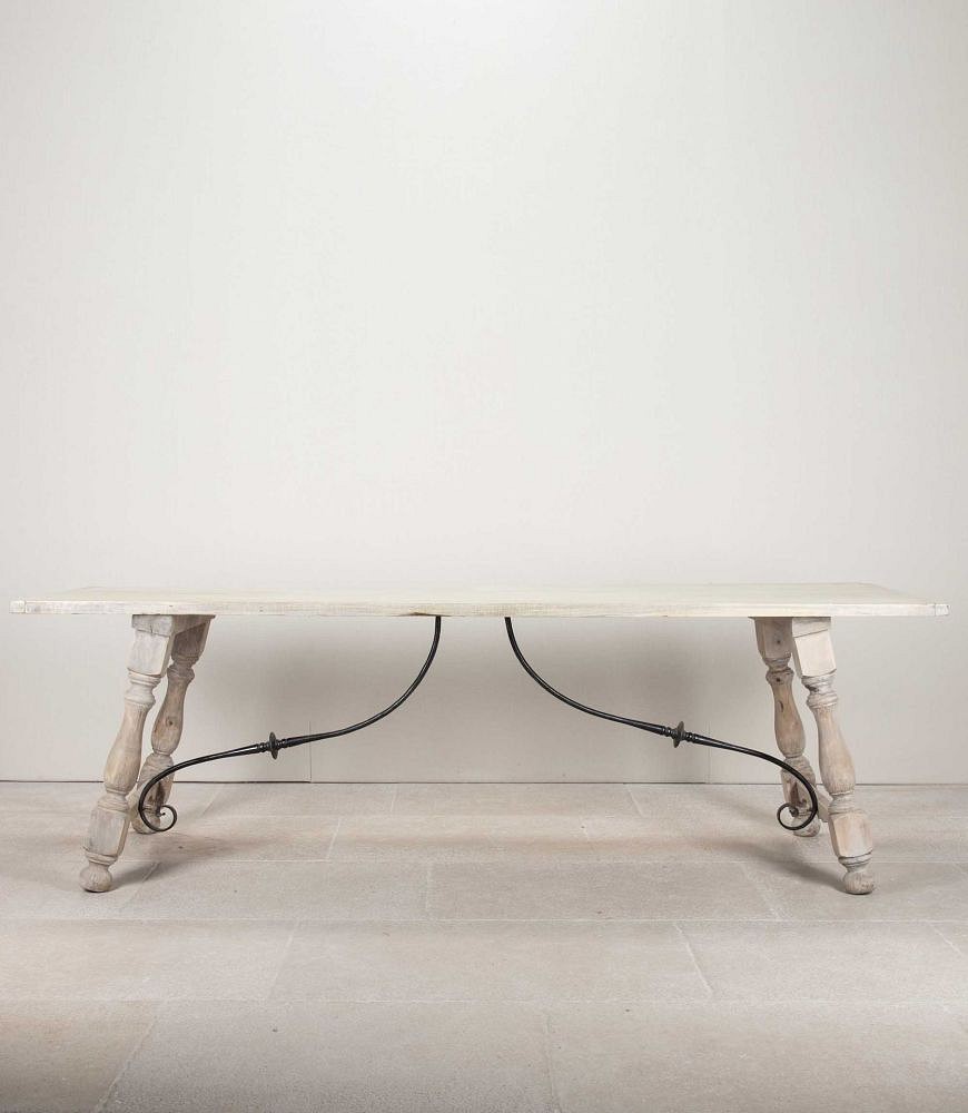 20th Century Spanish Chestnut Dining Table TD5643947