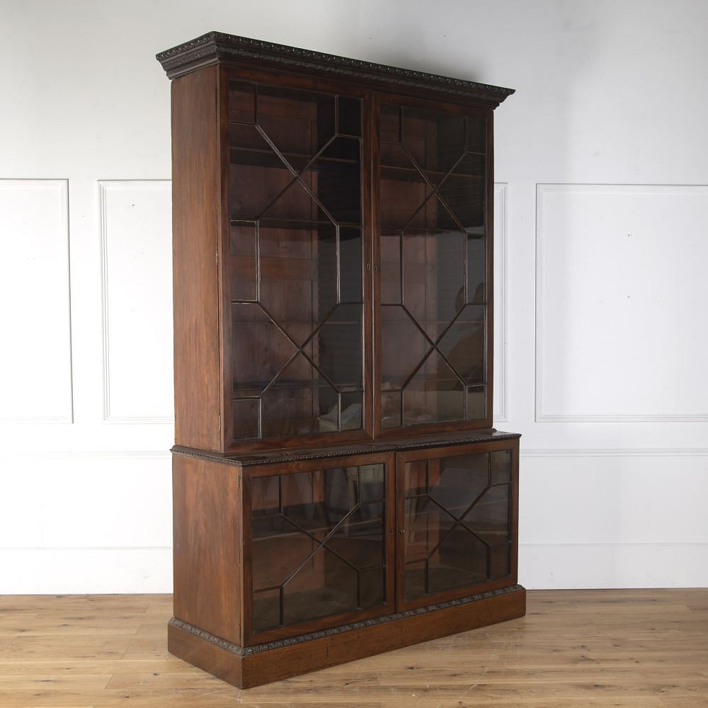 18th Century Chippendale Period Mahogany Bookcase BK105377