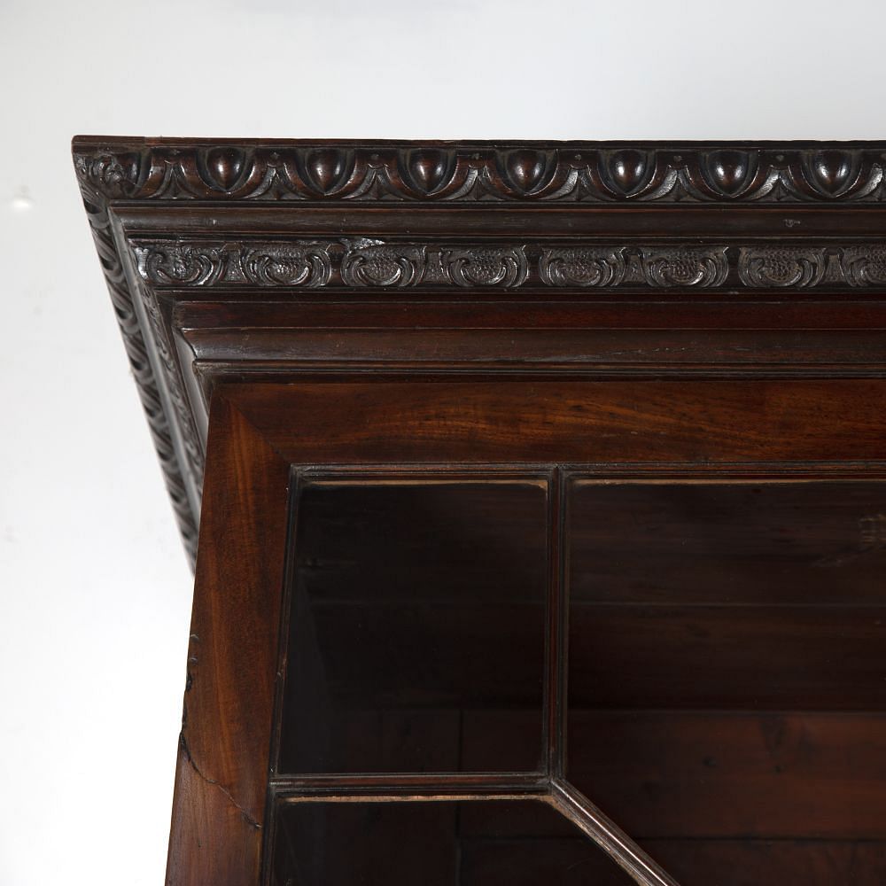 18th Century Chippendale Period Mahogany Bookcase BK105377