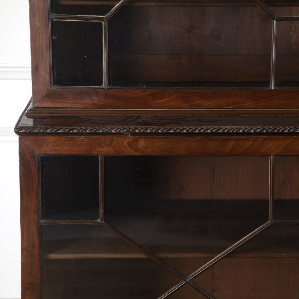 18th Century Chippendale Period Mahogany Bookcase BK105377