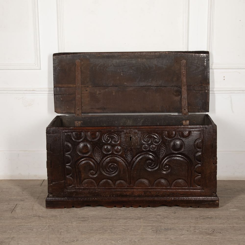 18th Century English Oak Coffer CB5228097