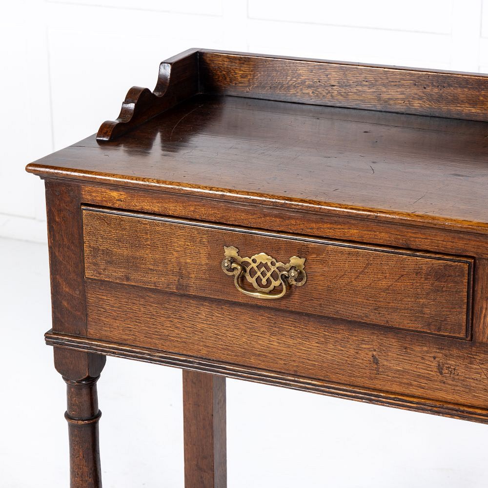 18th Century English Oak Dresser Base BU0629761