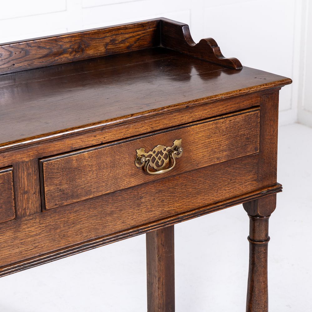 18th Century English Oak Dresser Base BU0629761