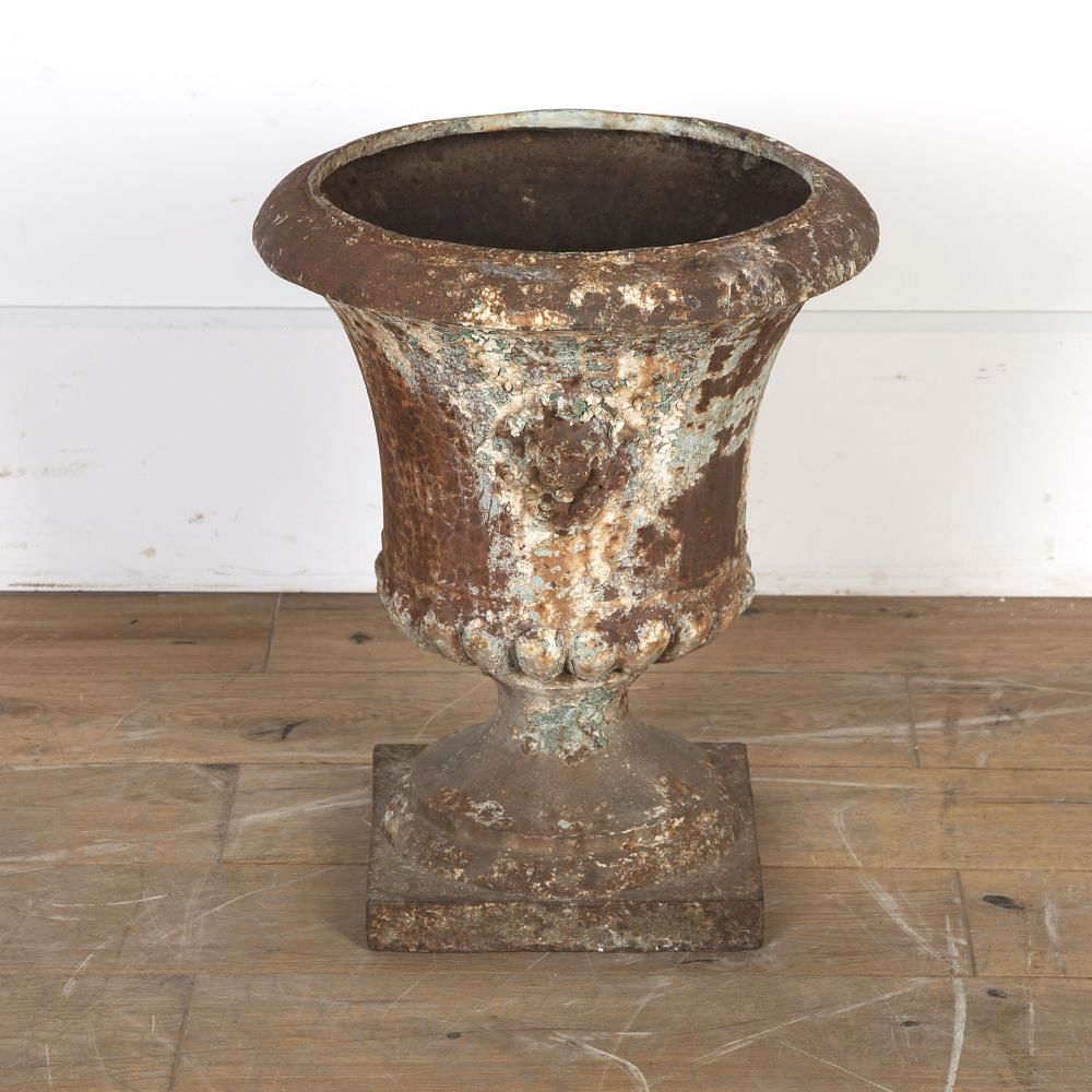 19th Century Cast Iron Lions Head Urn DA3220091