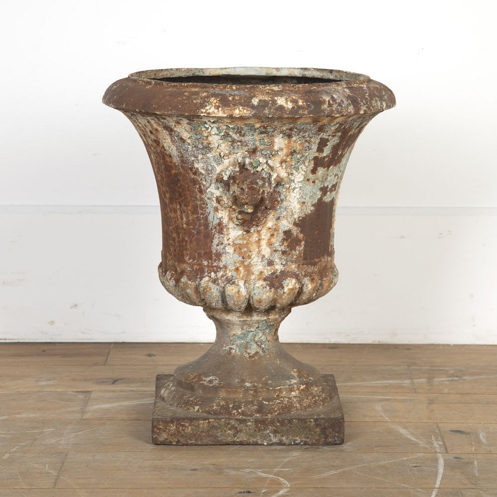 19th Century Cast Iron Lions Head Urn DA3220091