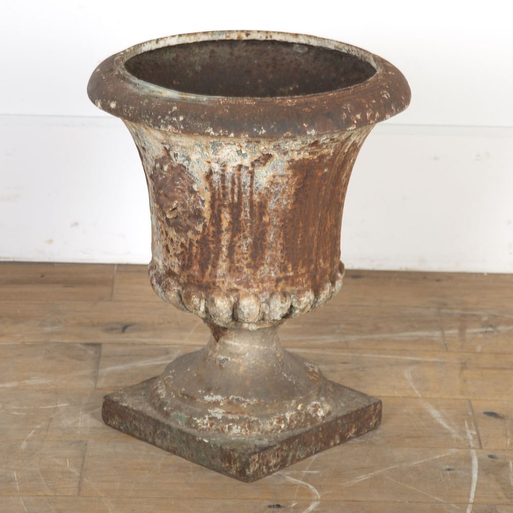 19th Century Cast Iron Lions Head Urn DA3220091