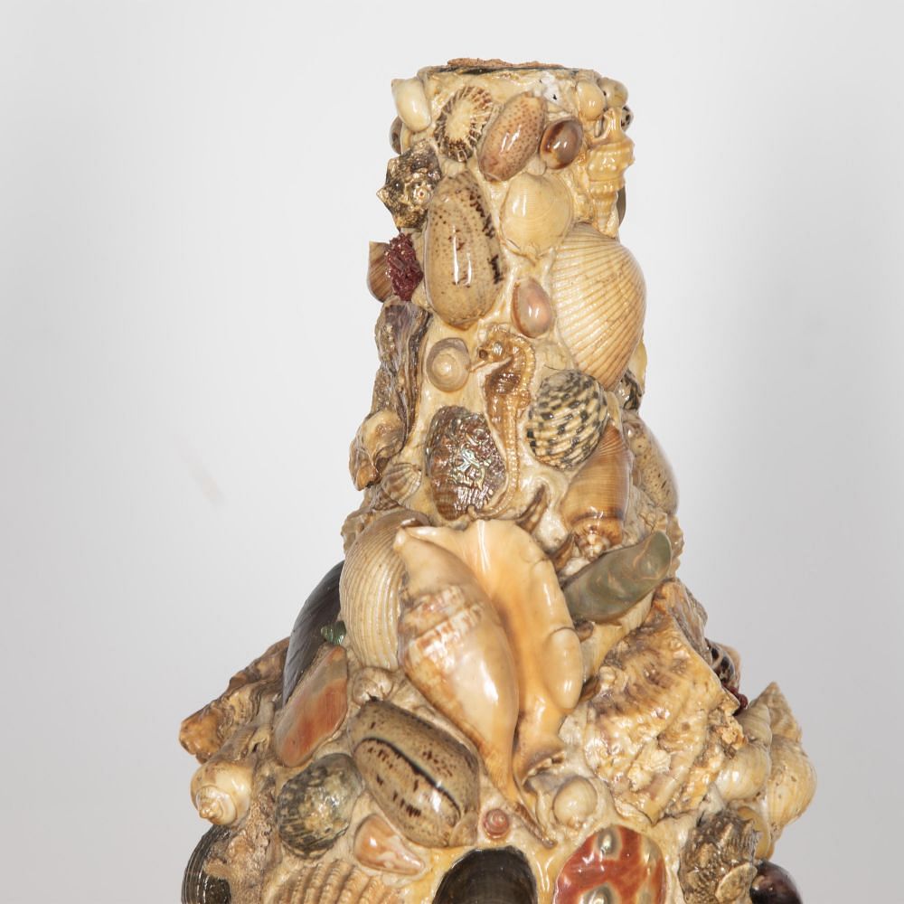 20th Century Shell Vase DA2830147