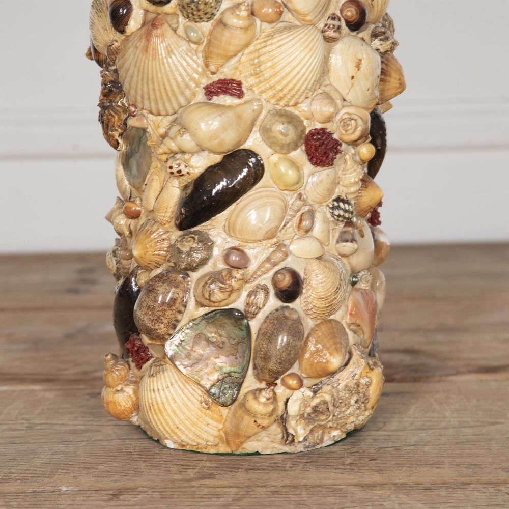 20th Century Shell Vase DA2830147