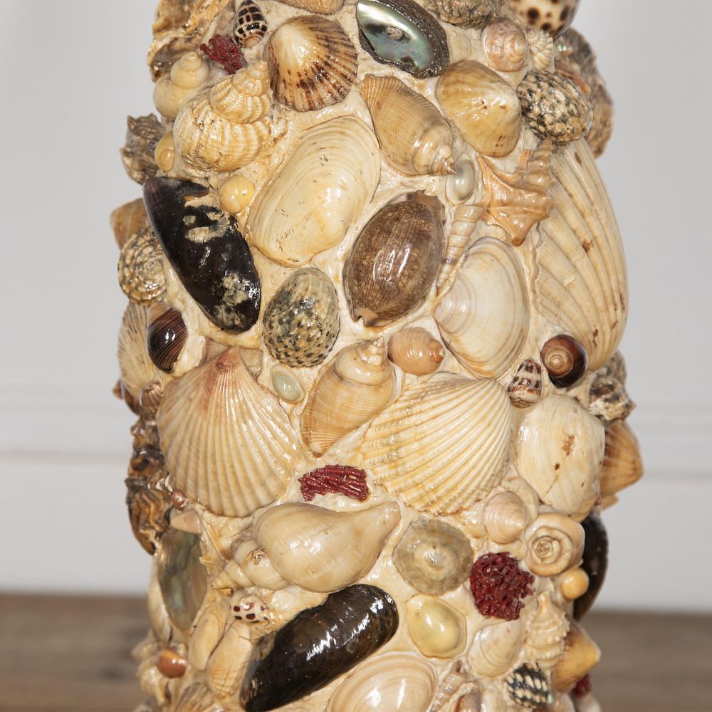 20th Century Shell Vase DA2830147