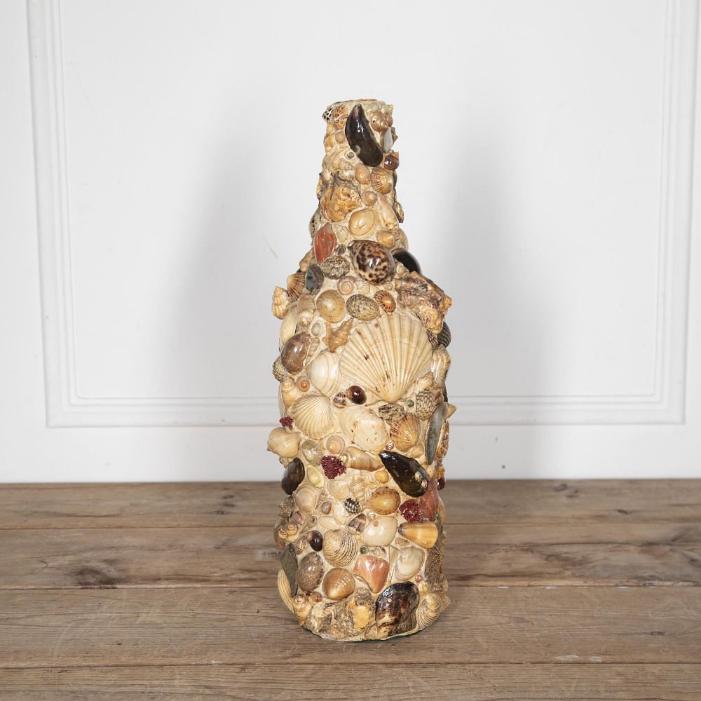 20th Century Shell Vase DA2830147