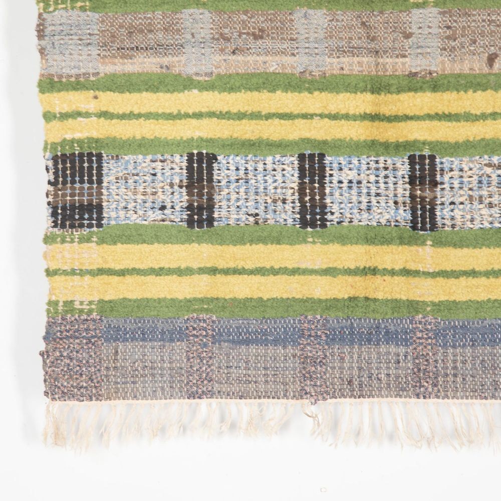 20th Century Traditional Swedish Rug RT6031782