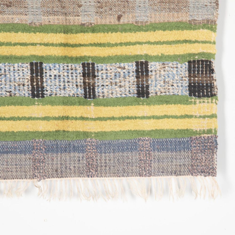 20th Century Traditional Swedish Rug RT6031782