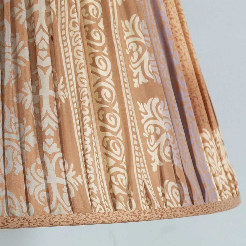 50cm Pale Pink and Cream With Pallu Silk Lampshade DA6614198