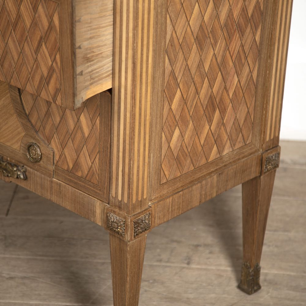 19th Century French Inlaid Commode CB4821625