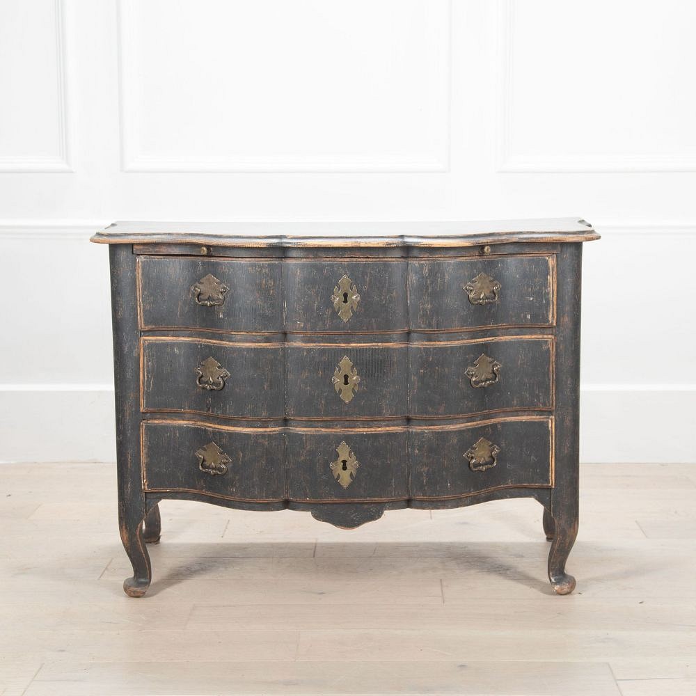 18th Century Swedish Rococo Black Commode CC6033647