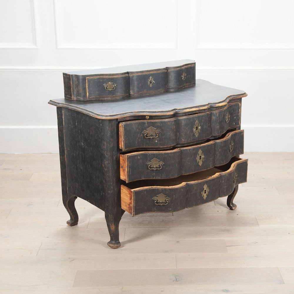 18th Century Swedish Rococo Black Commode CC6033647