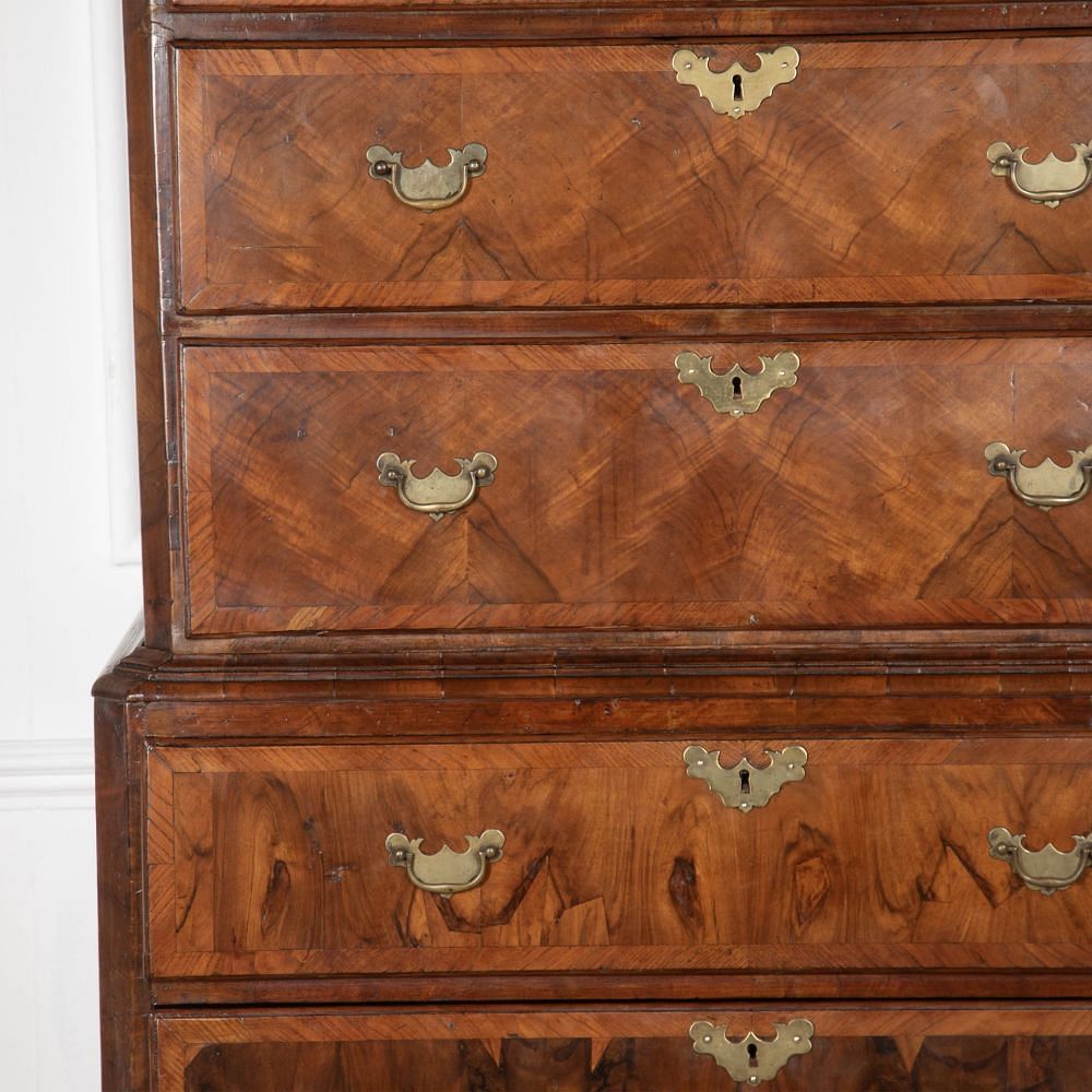 18th Century Walnut Chest on Chest CC8431538