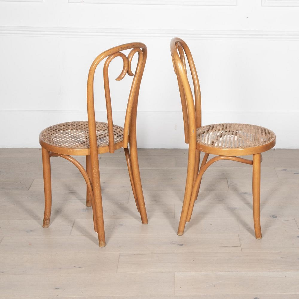 Set of Eight 20th Century Chairs CH2031916