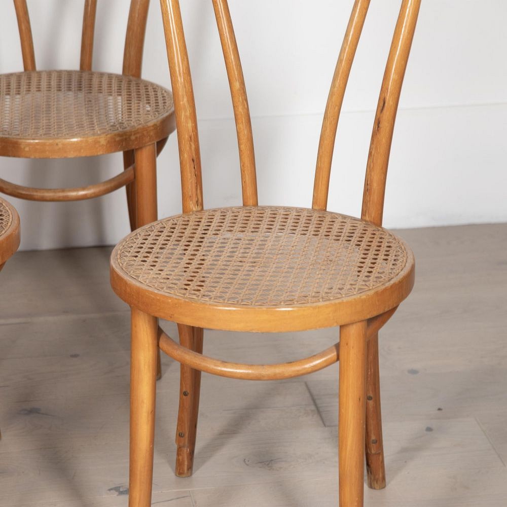 Set of Eight 20th Century Chairs CH2031916
