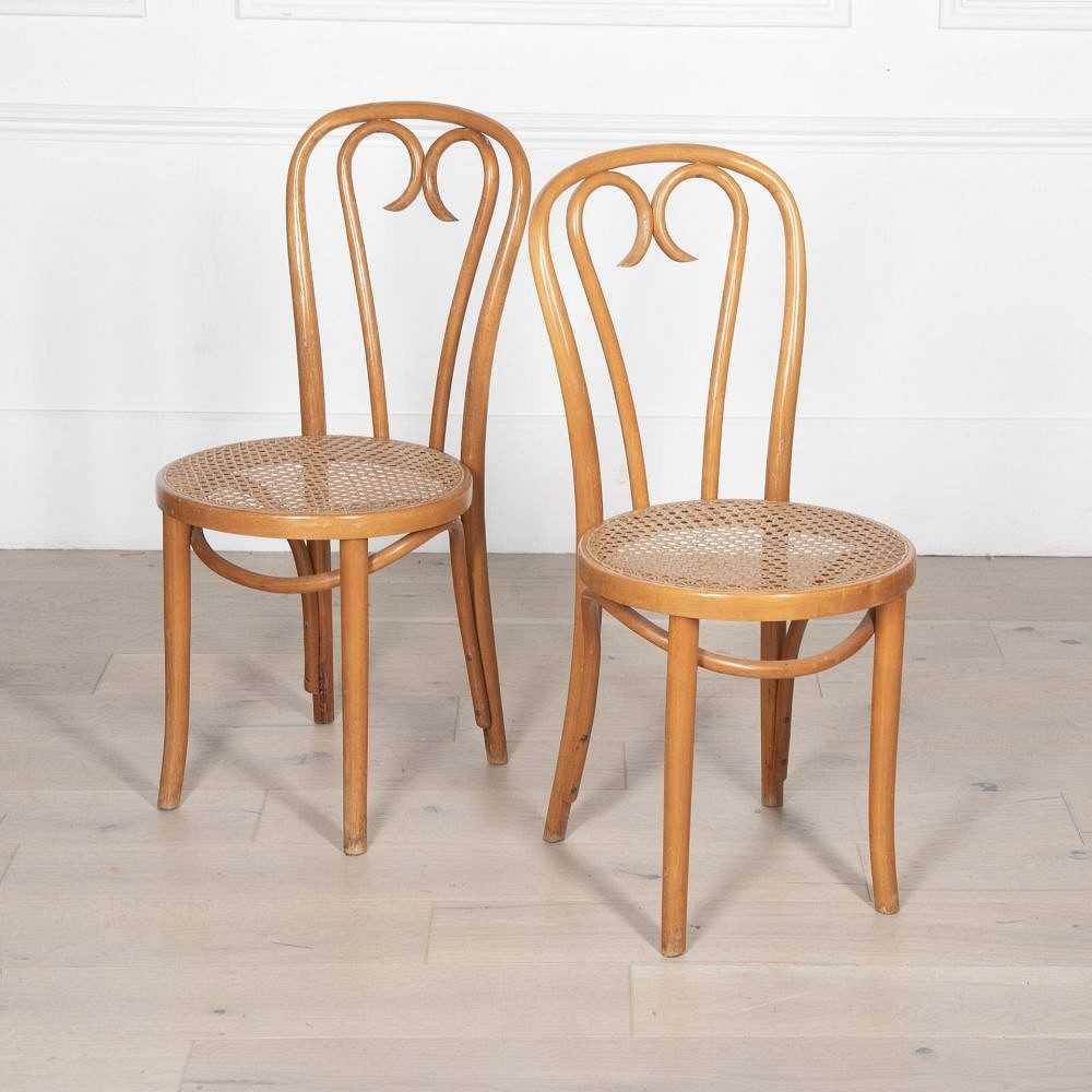 Set of Eight 20th Century Chairs CH2031916