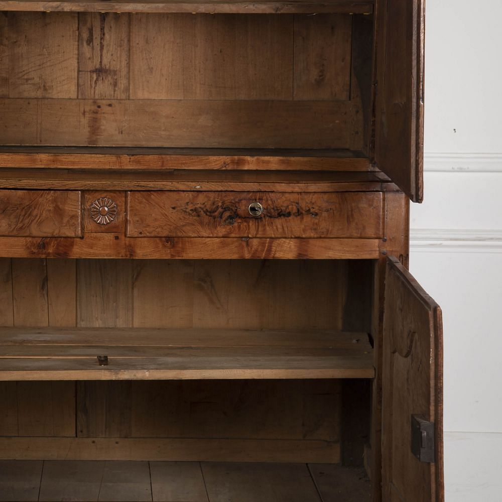 19th Century Buffet Deux Corps CU5225369