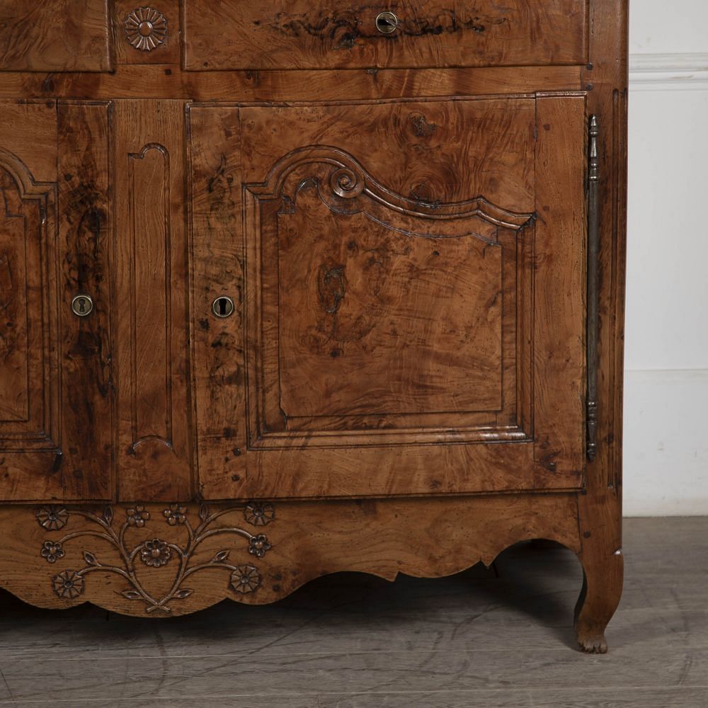 19th Century Buffet Deux Corps CU5225369